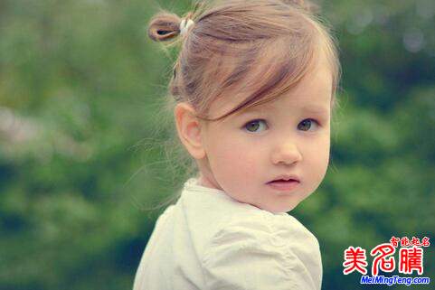 屬狗陳姓寶寶起名，女寶寶起名大全